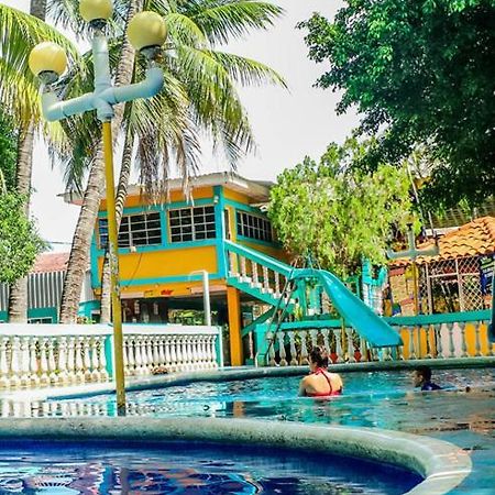 سان ميغيل Hotel Leones Marinos المظهر الخارجي الصورة